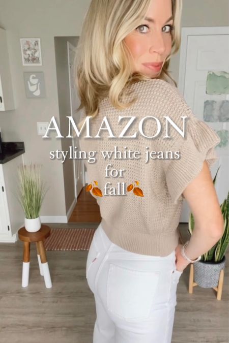My favorite white denim is on MAJOR sale!  This is the most flattering style and they look so cute with flats or booties!

#amazondeal #amazonfashion #amazonfashionfinds #amazoninfluencer #reelinstagram #fashionreel #momoutfit #momstyle #fallstyle #founditonamazon #whitejeans #levijeans #whitejeansoutfit #teacherstyle #backtoschool #teacheroutfit #over40style #capsule 