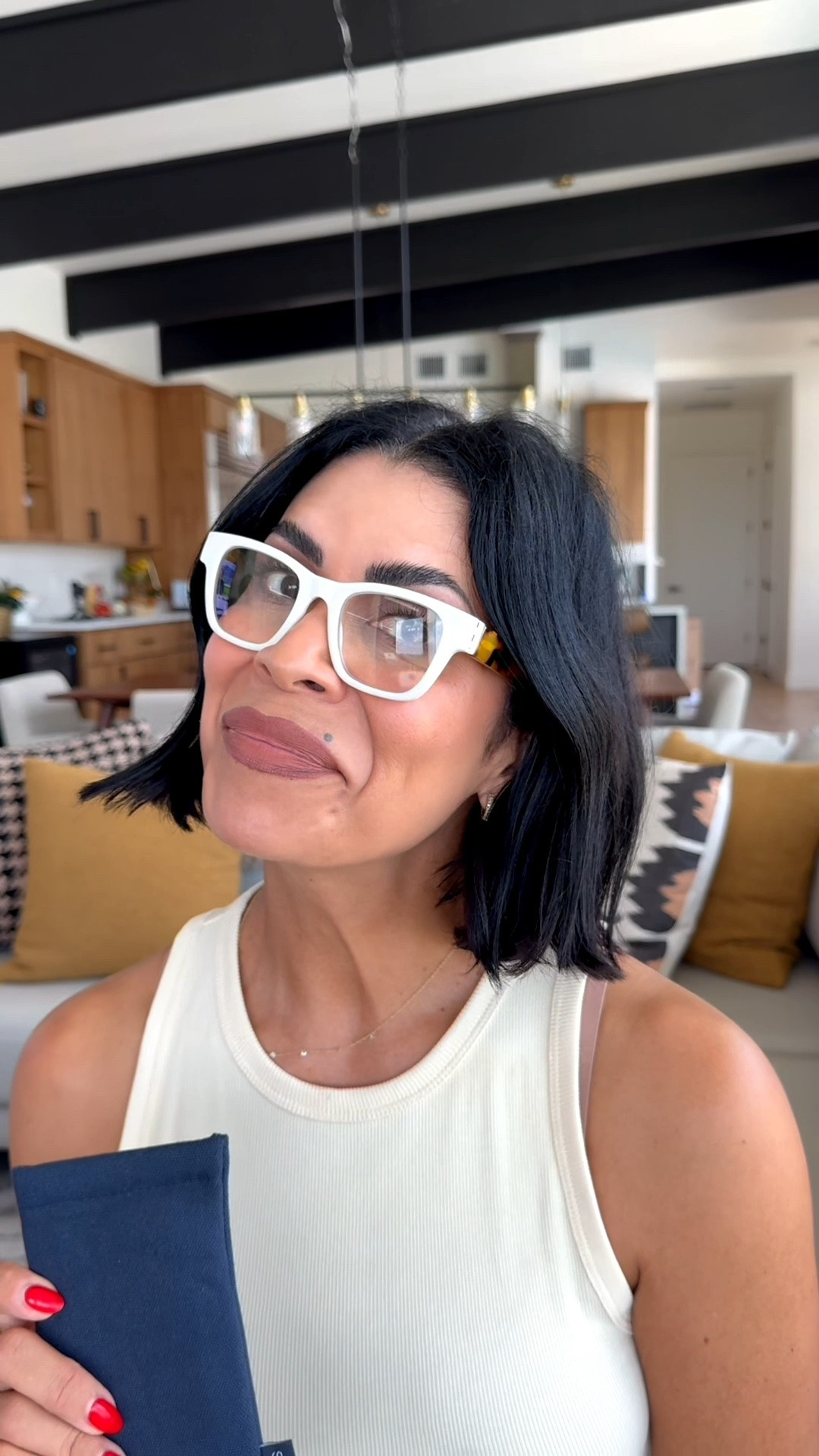 At 51 readers are a must for me.. 
Thanks to Peepers I can see & be stylish at the same time! So many options! They truly have a style for everyone. 
I am wearing “Bernadette’s” 
In White/Tokyo Tortoise

#LTKOver40 #LTKBeauty #LTKselfcare