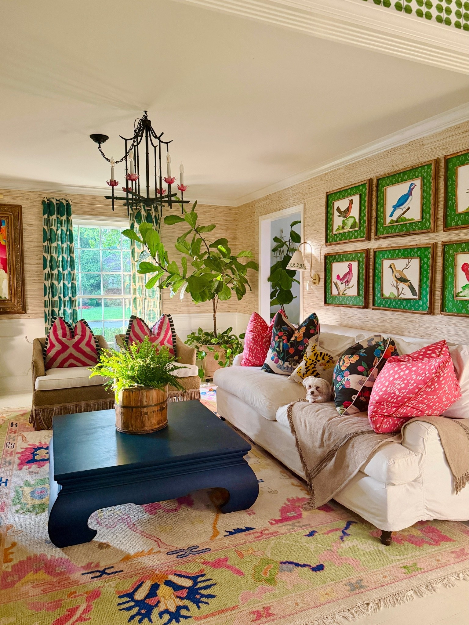Sunday evening view.  Just soaking up the last little bit of the weekend in one of my favorite rooms. I linked everything I could from this space—some are the exact pieces in my room, and others are similar finds inspired by the look to help you recreate it in your own home.

Happy Sunday, friends.