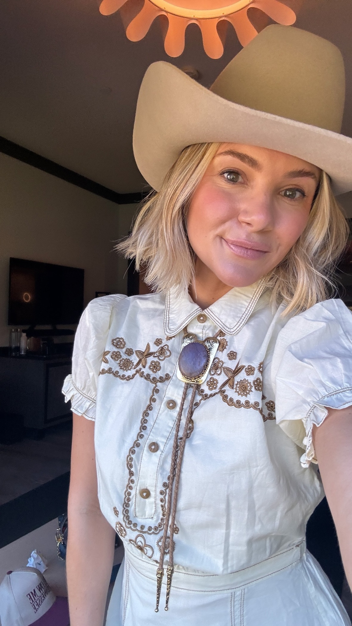 Country concert outfit, fall outfit, bolo tie, western outfit

#LTKStyleTip #LTKSeasonal