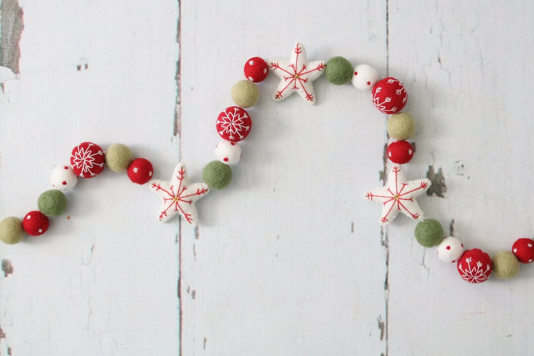 Christmas Snowflake Garland, Christmas Star Garland, Holiday Garland, Christmas Garland, Felt Gar... | Etsy (US)