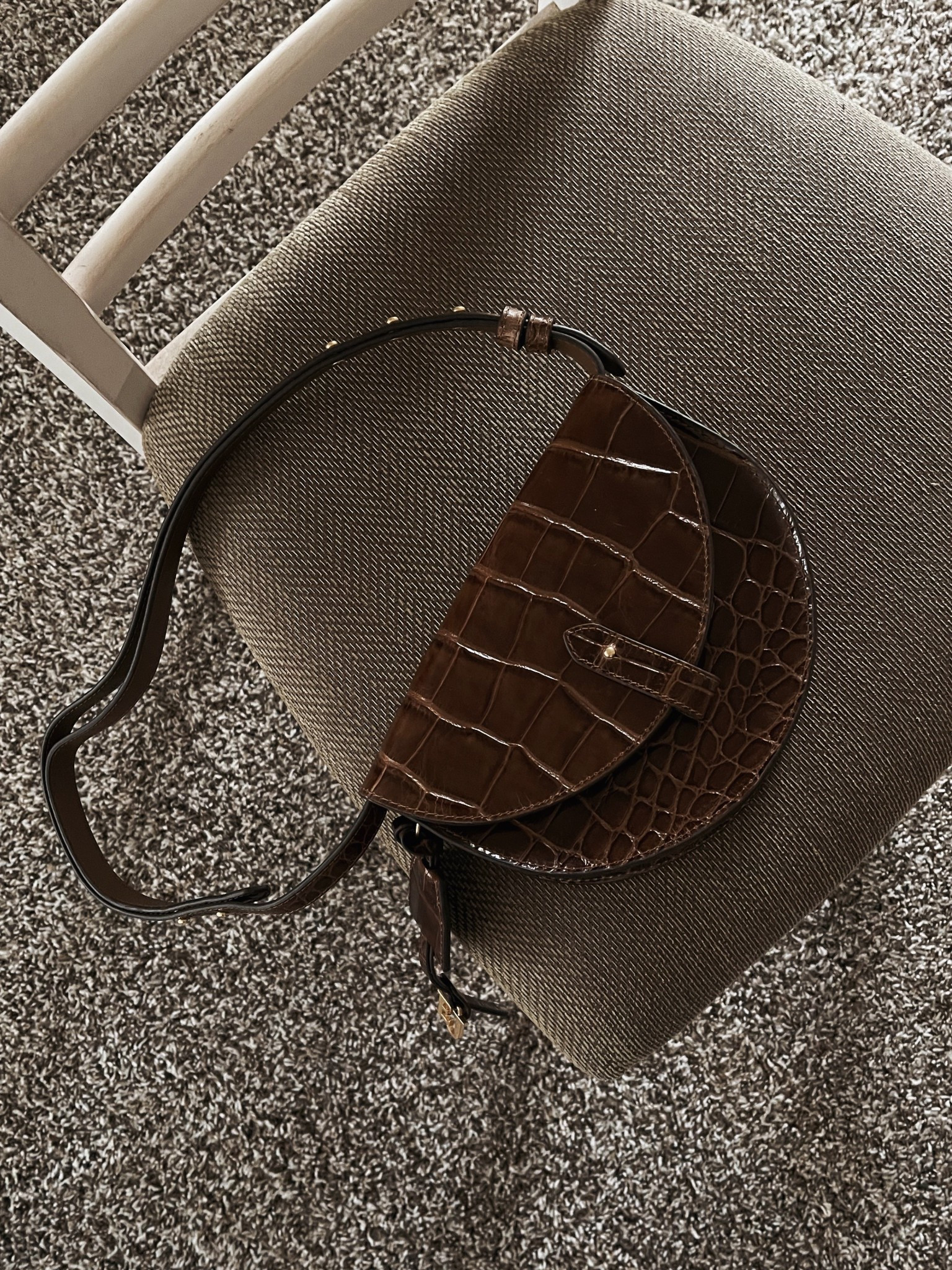 As a (mostly) neutral girl, my fall wardrobe always gravitates toward shades of brown. From deep mocha to soft camel, these hues add warmth and sophistication to any minimalist base 🤎

This Eric Javits bag has quickly become a staple in my rotation. Its rich tone and effortless structure make it the kind of accessory that doesn’t just complete an outfit - it elevates it. 

Here’s some chic finds that will elevate your next fit check too ✨

#LTKSeasonal #LTKFindsUnder100 #LTKItBag