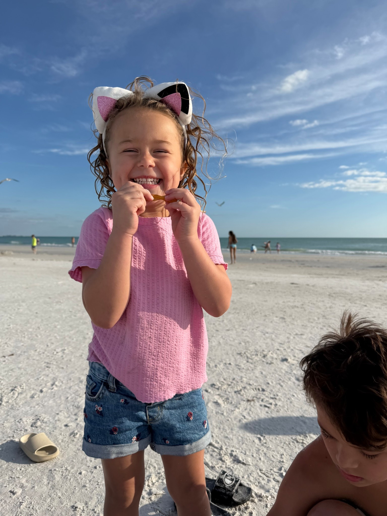 Beach Day!

#LTKKids #LTKootd #LTKSeasonal