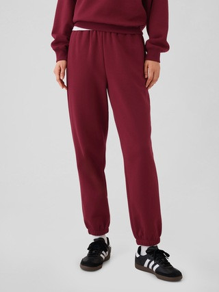 Vintage Soft High Rise Boyfriend Joggers | Gap (US)