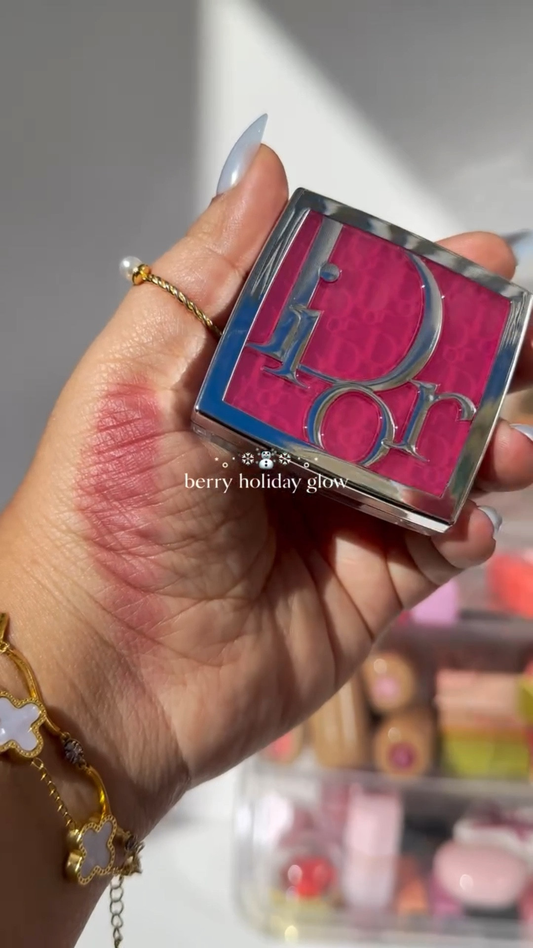 Dior Backstage Rosy Glow… the blush that adjusts to your pH and makes you look naturally flushed 🍇✨

Shade- 006 Berry

Team glowing or matte for holidays?

Purchased; @diorbeauty @diorbeautylovers #diorbeauty #diorrosyglow #diormakeup #diorbeautylovers #diorbackstage 

𝐏𝐥𝐞𝐚𝐬𝐞 𝐝𝐨 𝐧𝐨𝐭 𝐮𝐬𝐞/𝐫𝐞𝐩𝐨𝐬𝐭 𝐨𝐫 𝐮𝐬𝐞 𝐰𝐢𝐭𝐡𝐨𝐮𝐭 𝐩𝐞𝐫𝐦𝐢𝐬𝐬𝐢𝐨𝐧.
‌
— 𝘈𝘴 𝘢 𝘣𝘦𝘢𝘶𝘵𝘺 𝘪𝘯𝘧𝘭𝘶𝘦𝘯𝘤𝘦𝘳, 𝘐 𝘴𝘩𝘢𝘳𝘦 𝘮𝘢𝘯𝘺 𝘱𝘳𝘰𝘥𝘶𝘤𝘵𝘴-𝘤𝘩𝘰𝘰𝘴𝘦 𝘸𝘩𝘢𝘵 𝘧𝘪𝘵𝘴 𝘺𝘰𝘶 𝘣𝘦𝘴𝘵!

⋆.𐙚 ̊

⋆.𐙚 ̊

⋆.𐙚 ̊

⋆.𐙚 ̊

⋆.𐙚 ̊

⋆.𐙚 ̊

⋆.𐙚 ̊

⋆.𐙚 ̊

Blusher, Dior Blush, Dior makeup, Dior Beauty, Dior Beauty lovers, Dior addict, berry blush, powder blush, viral blush, girly makeup, blush love, Sephora favorites, Glamnetic, Glamnetic press on nails, Content creator, UGC creator, Cute, beauty, girl therapy, That girl aesthetic, Girly girl aesthetic, Coquette, Pink aesthetic, Explore, Trending, Explore page

#LTKGiftGuide #LTKBeauty #LTKHoliday