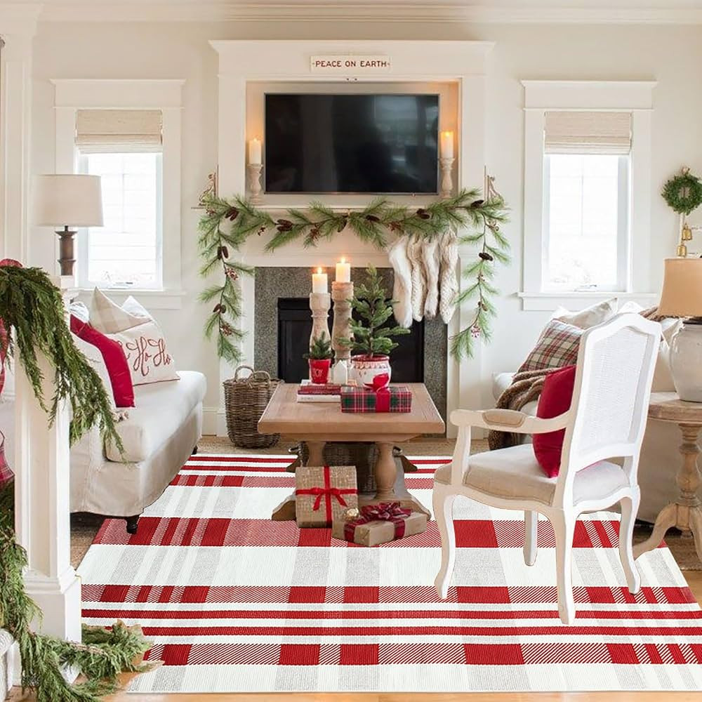 Christmas Plaid Outdoor Rug, 4' x 6' Red&White Check Indoor/Outdoor Area Rug, Layering Rug for He... | Amazon (US)