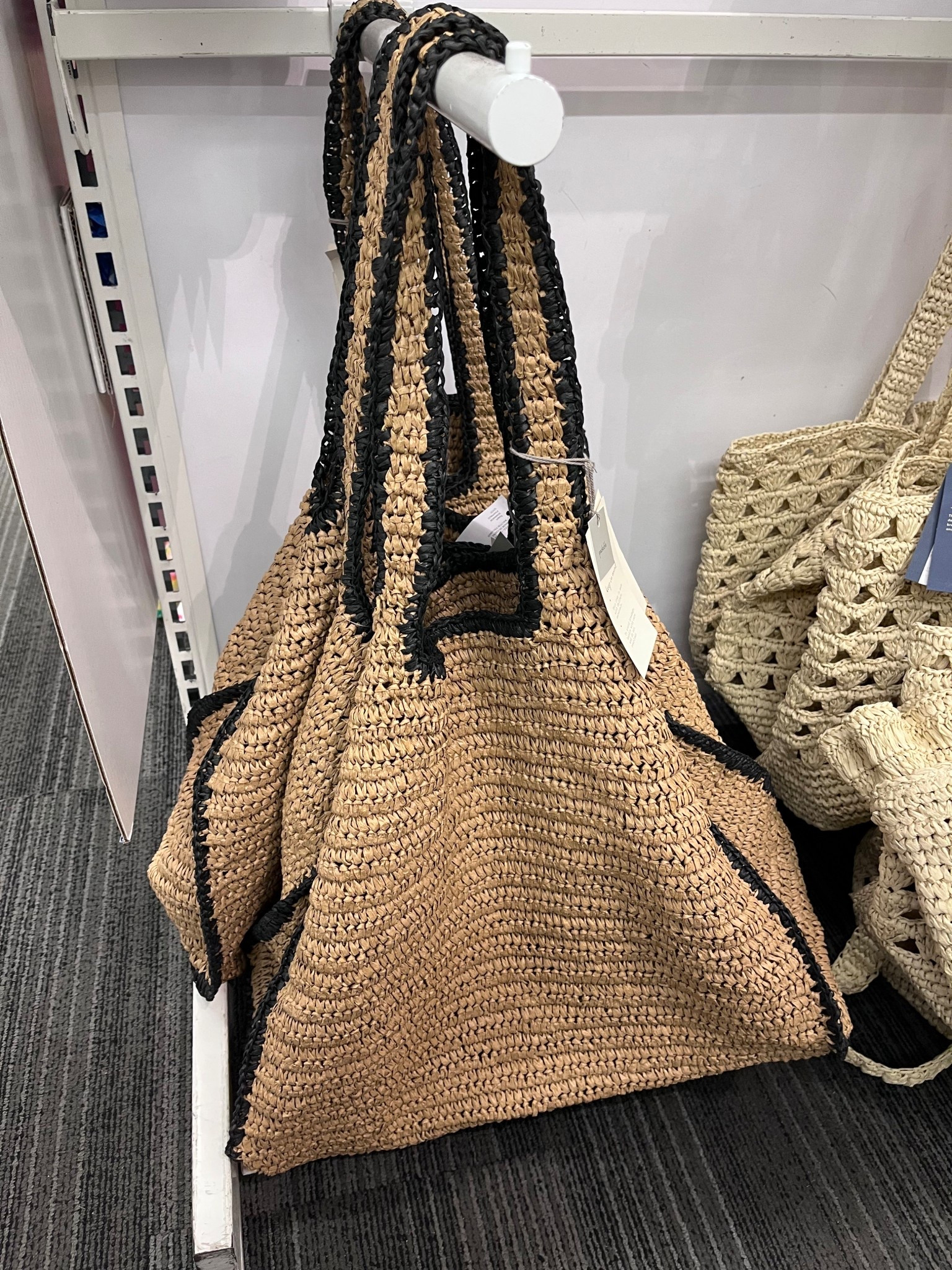 Cute slouchy beach bag. Two colors! Great neutral!

#LTKSwim #LTKdayinmylife #LTKTravel