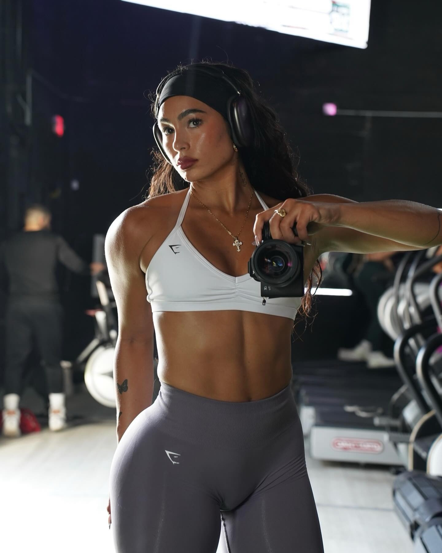 choose your @gymshark gym fit 🖤🦈

code ELENA to save
#gymshark #sponsered