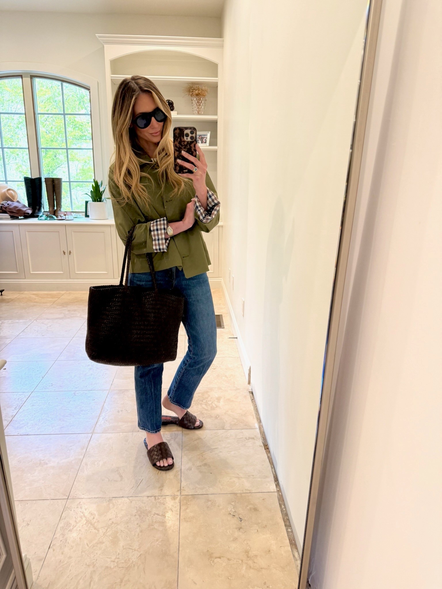 Perfect transitional jacket and you’ll never believe me when I tell you where it’s from..
Size small!

#LTKdayinmylife #LTKootd #LTKSeasonal