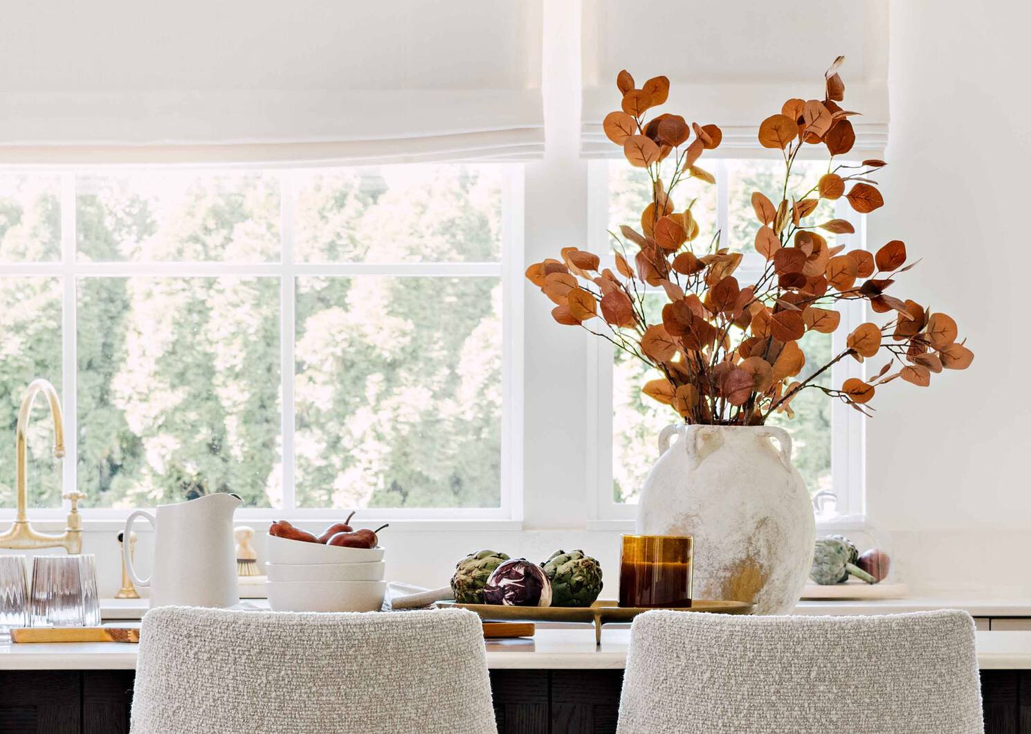 Darrien Jug Vase | Urban Barn