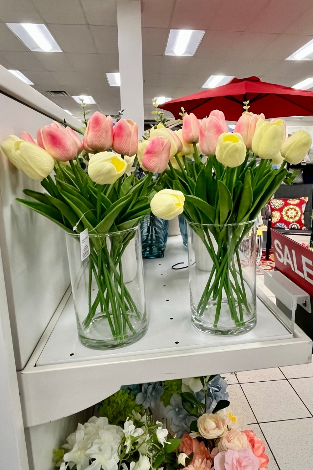 Love the look of these pretty faux tulips in a vase and they are on sale today at Kohl’s. 

An inexpensive addition to your spring summer pre wedding event decor.

#LTKWedding #LTKSaleAlert #LTKHome