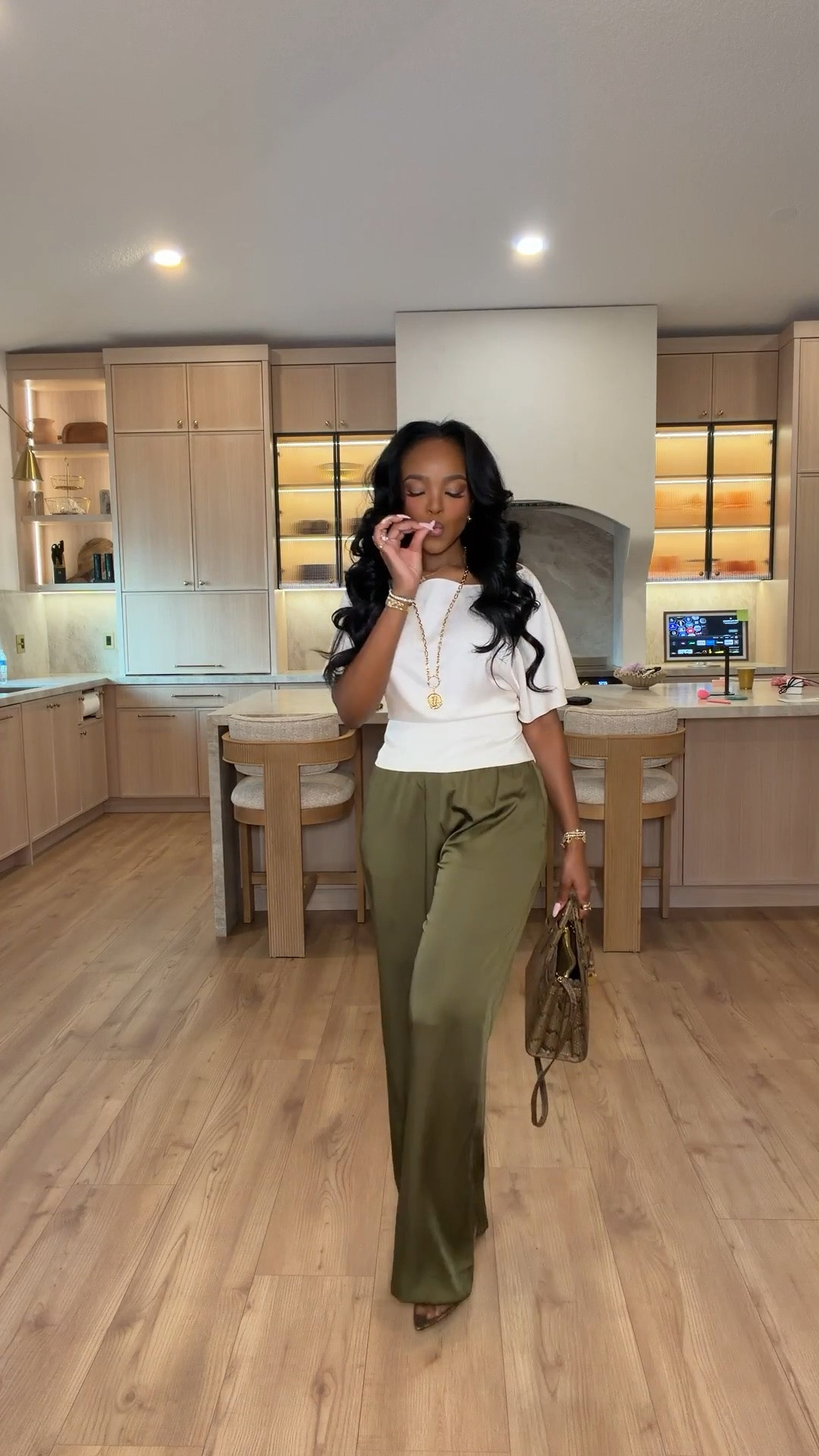Going out outfit✨ Everything from this look is linked below. 👇🏽

Wearing: Size Small | 5’4” | 140 lbs | 34D-27-40

📲   Download the FREE LTK app & follow me (@kirasfashionfinds) to shop all my daily finds.  #LTKootd #LTKPetite #LTKU