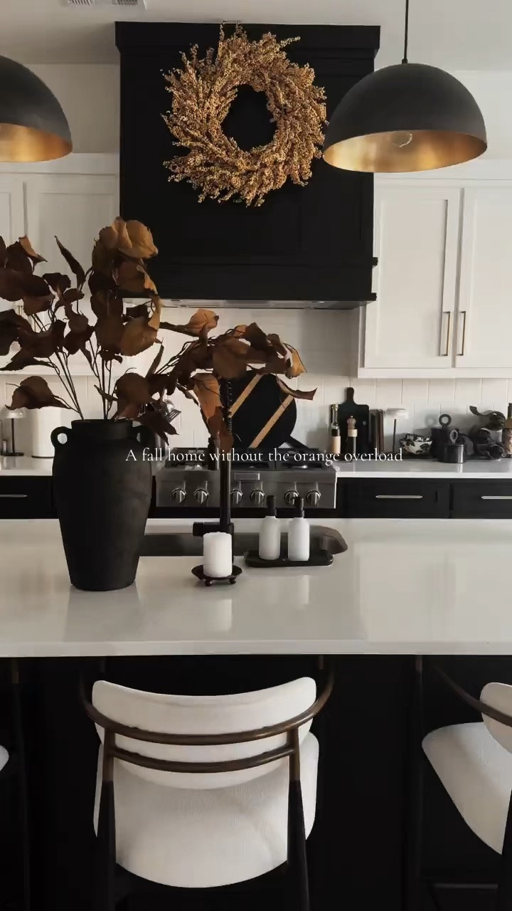 Fall, but keeping it neutral 🤎🍂 I’m all about warm textures, moody tones, and subtle seasonal touches instead of the orange overload. Linking some of my favorite fall decor finds to get the look.

#FallDecor #NeutralFallDecor #FallHome #FallHomeDecor #ModernFallDecor

#LTKSeasonal #LTKHome
