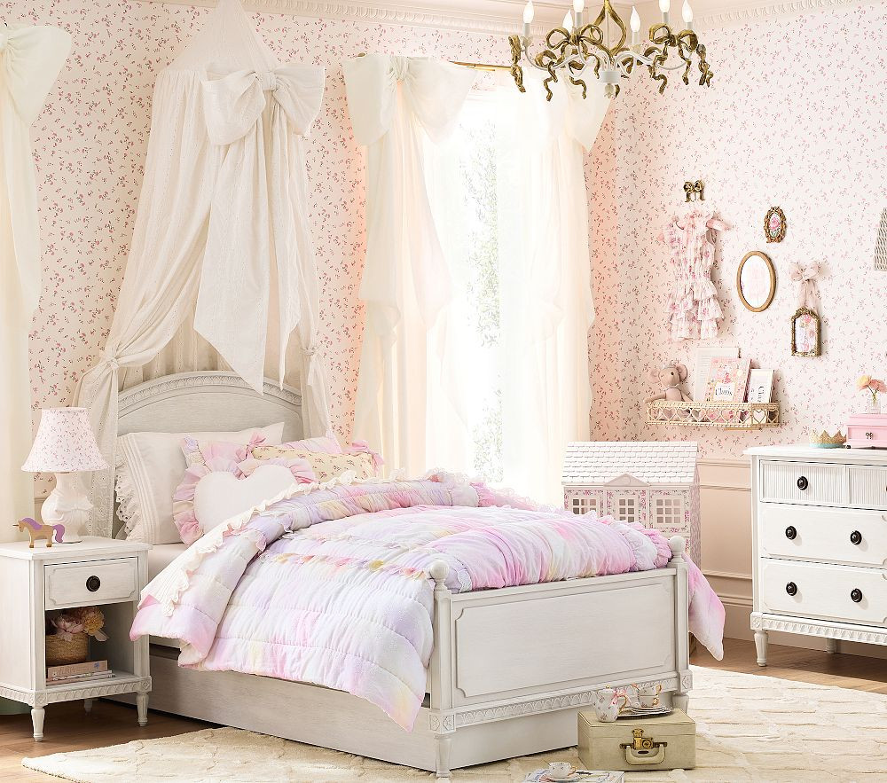 LoveShackFancy Prairie Wildflower Wallpaper | Pottery Barn Kids