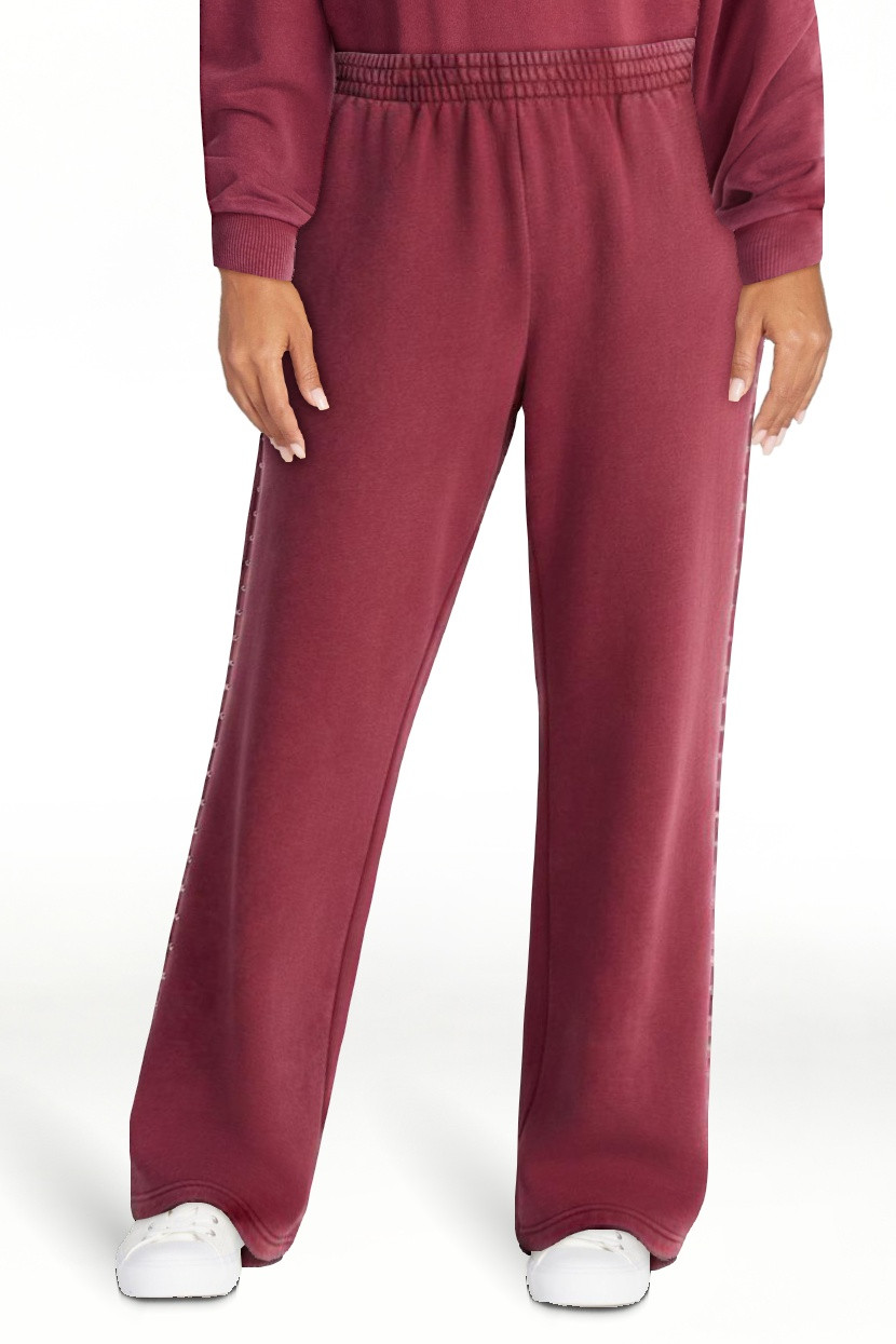 No Boundaries Mineral Wash Studded Sweatpants, 31" Inseam, Women's XXS-XXL | Walmart (US)