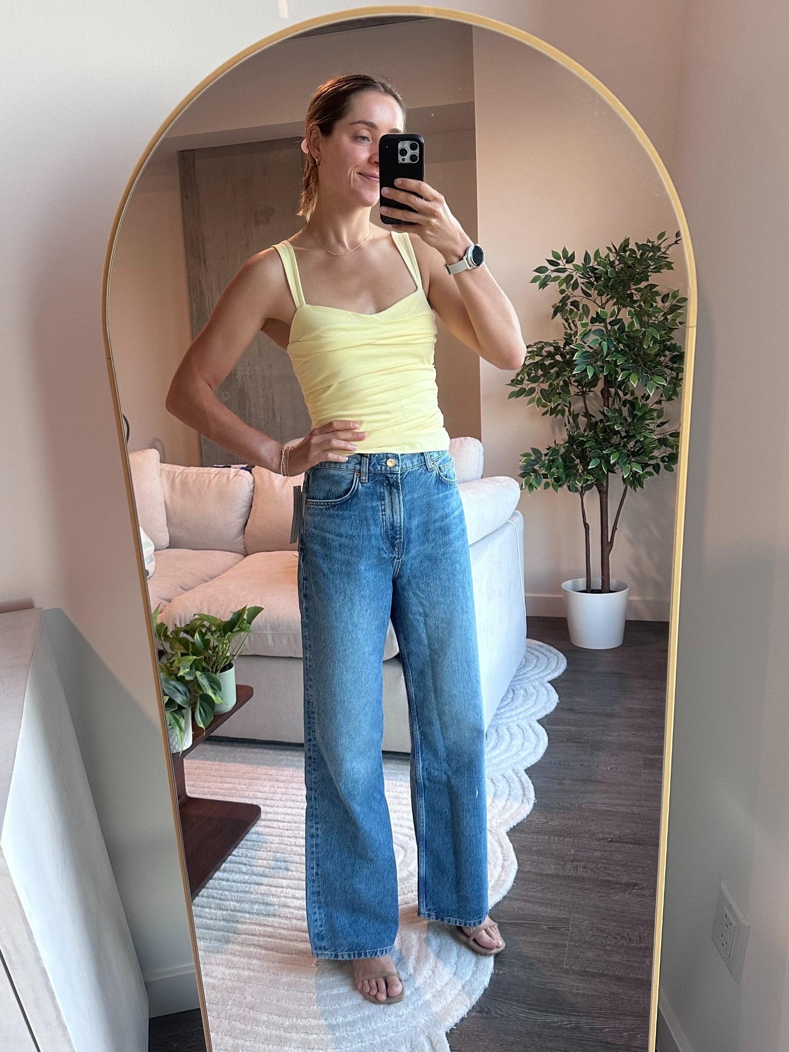 Reformation review: 
- Trish knit top size small; flattering and comfortable, more of a cotton material than I was expecting 
- Cary high rise: wearing size 27 for an oversized fit, love the cut 

#reformation 

#LTKStyleTip