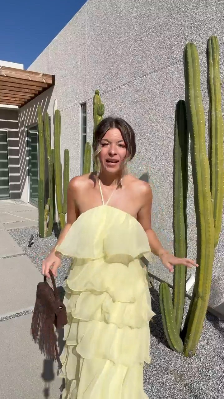 show me your mumu wedding guest and spring event dresses

vici: emerson30
divi:emerson15
electric picks: emerson20

i did my normal size small 

Spring event
Summer party
Resortwear
Pattern skort
Denim
Short
Destination
Vacation
Wedding guest
Formal event
Casual everyday

#LTKootd #LTKSeasonal #LTKgrwm