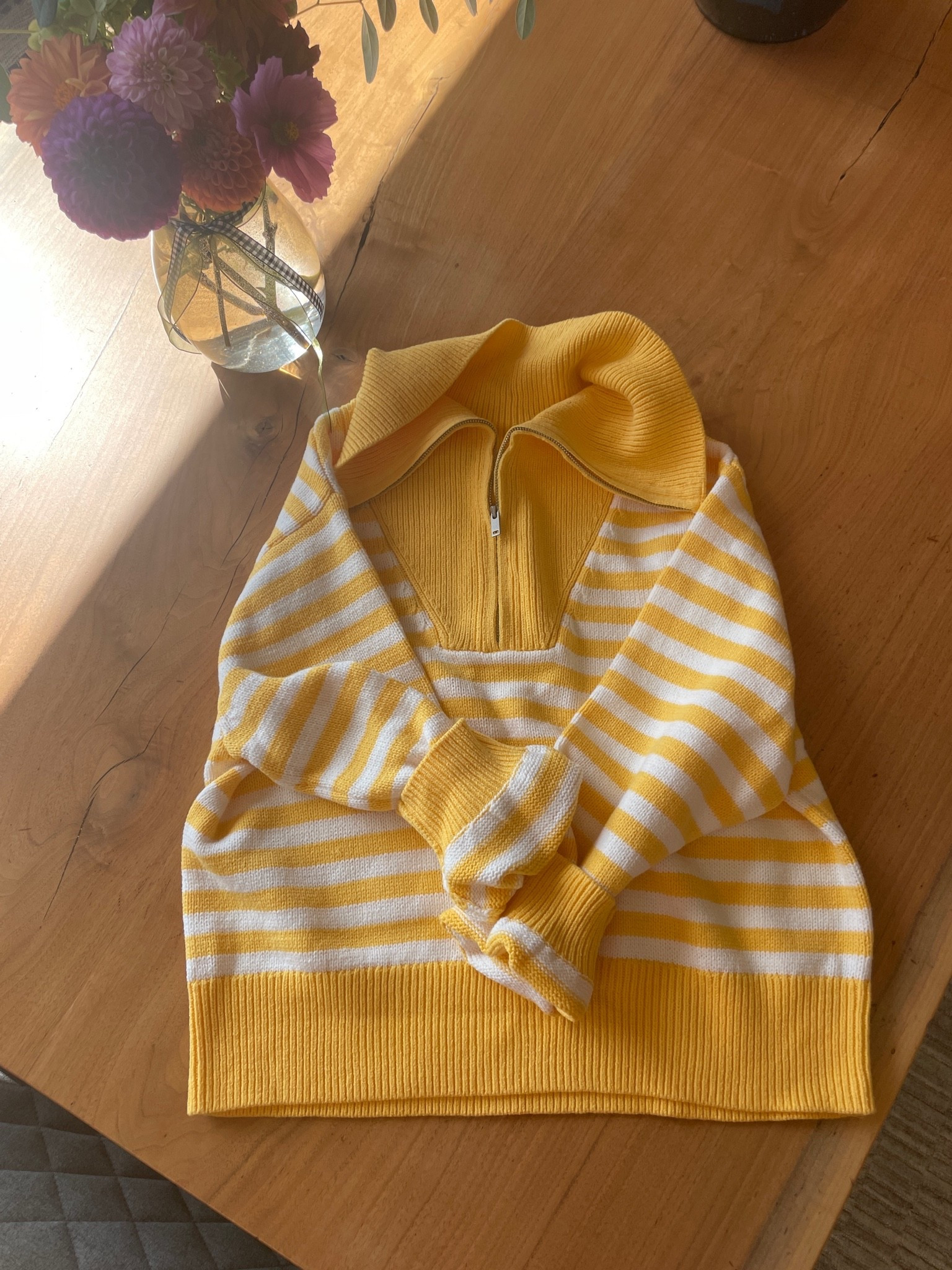 Those seasonal pieces that hop into your shopping pick up orders.

Great transitional piece
Sized up to a med for more of an oversized fit.

#LTKootd