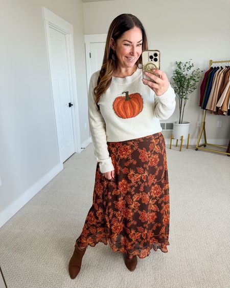 Festive Fall Outfit from Maurices

Fit tips: Sweater L, size down for a more fitted look // Skirt XL, need L, tts // Booties tts

Floral skirt  Fall skirt  Pumpkin sweater  Fall sweater  Memory foam boots

#LTKSeasonal #LTKstyletip #LTKmidsize