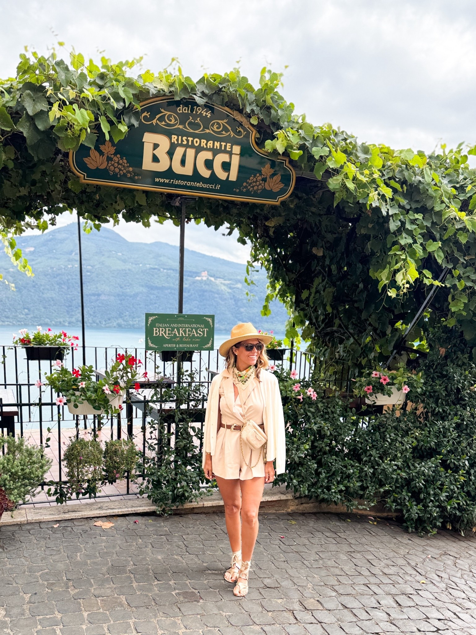 Sightseeing in the Roman Countryside 

#LTKTravel #LTKSeasonal #LTKOver40