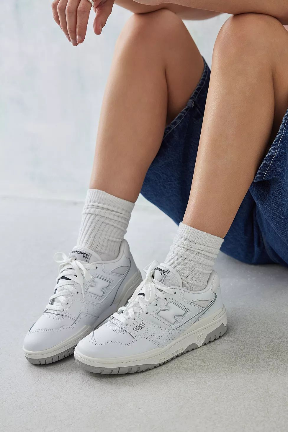 New Balance 550 White Trainers | Urban Outfitters (EU)