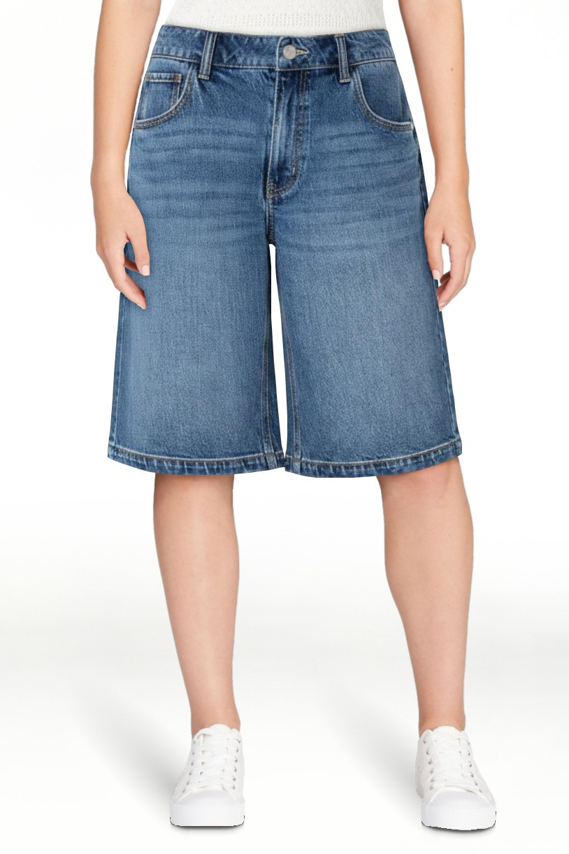 Celebrity Pink Women's and Women's Plus Relaxed Denim Jorts, Sizes XS-XXXL | Walmart (US)