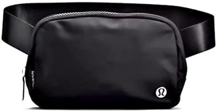 Lululemon Athletica Everywhere Belt Bag, Black, 7.5 x 5 x 2 inches | Amazon (US)