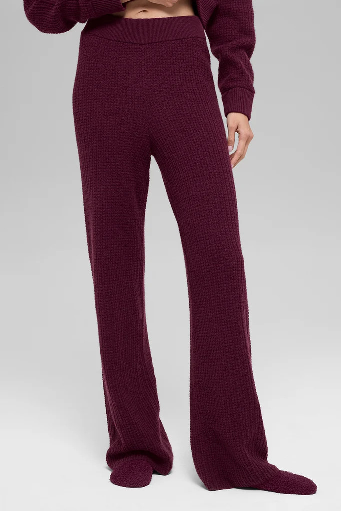 Cashmere High-Waist Plush Waffle Pant | Alo Yoga