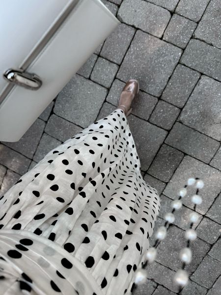 Polka dots perfect for spring. Classic bag shape. 

#LTKwedding #LTKtravel #LTKstyletip