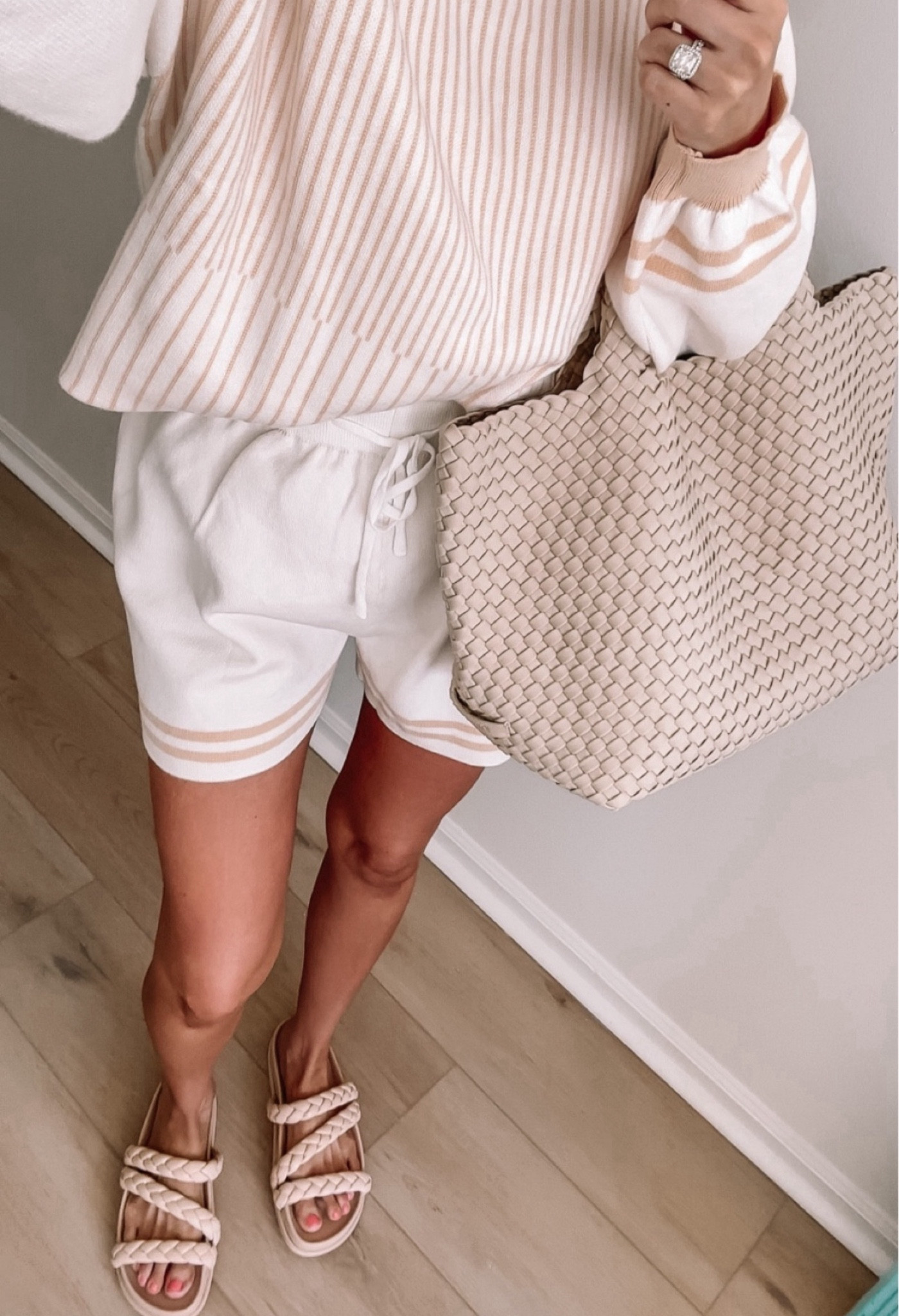 A neutral look for today!

#LTKBacktoSchool #LTKSeasonal #LTKWorkwear