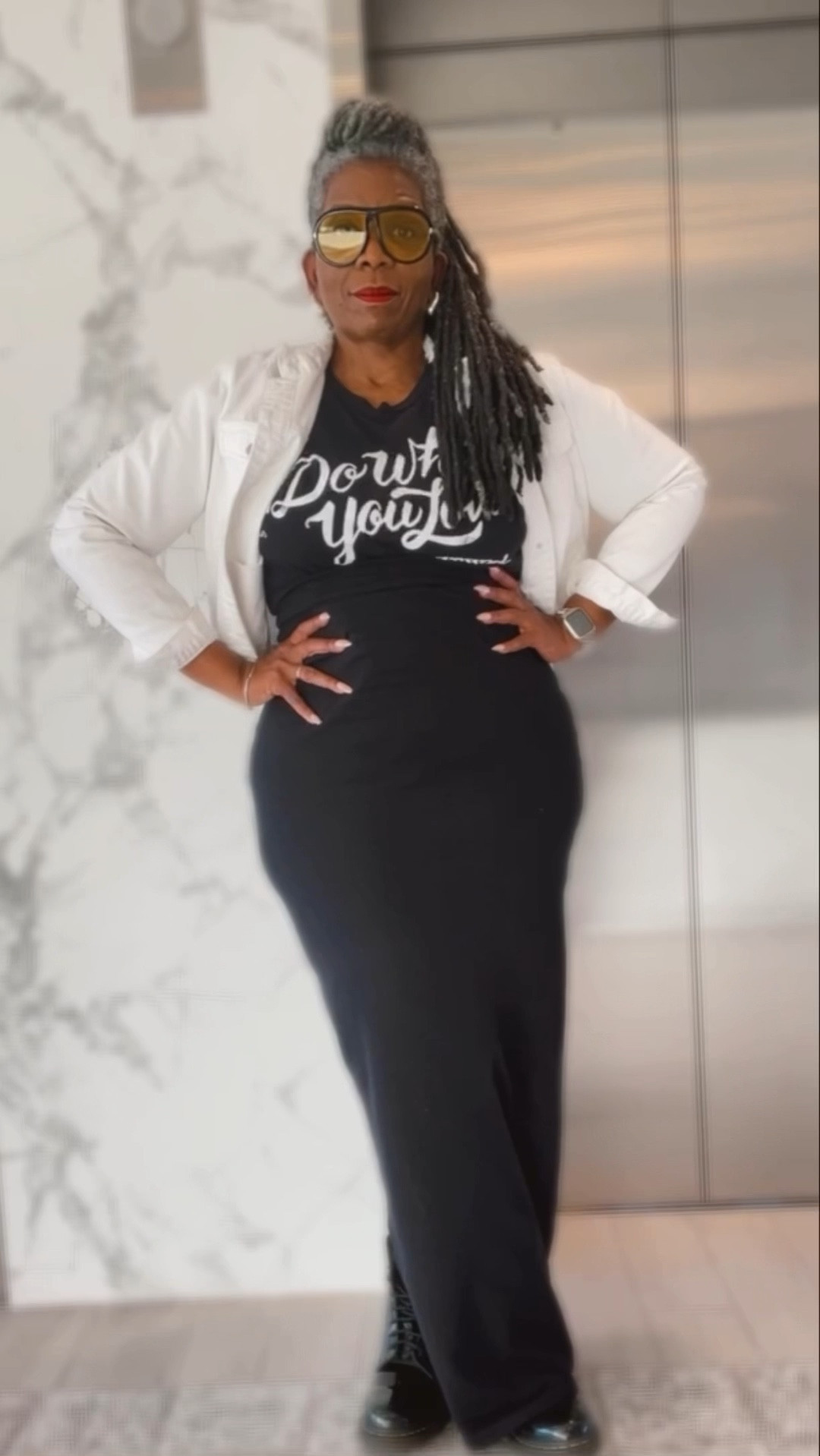 Me & this maxi skirt go together like PB & J. Thick 😉. My skirt came from @shop.iccon on IG, but I’ve linked alternates that should work for all heights, to this post 😉 

#LTKstyletip #LTKfindsunder50 #LTKworkwear