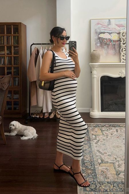 Bump friendly striped dress - sized up to a small, nice and stretchy! Under $100 + back in stock!! 

#LTKBump #LTKSeasonal