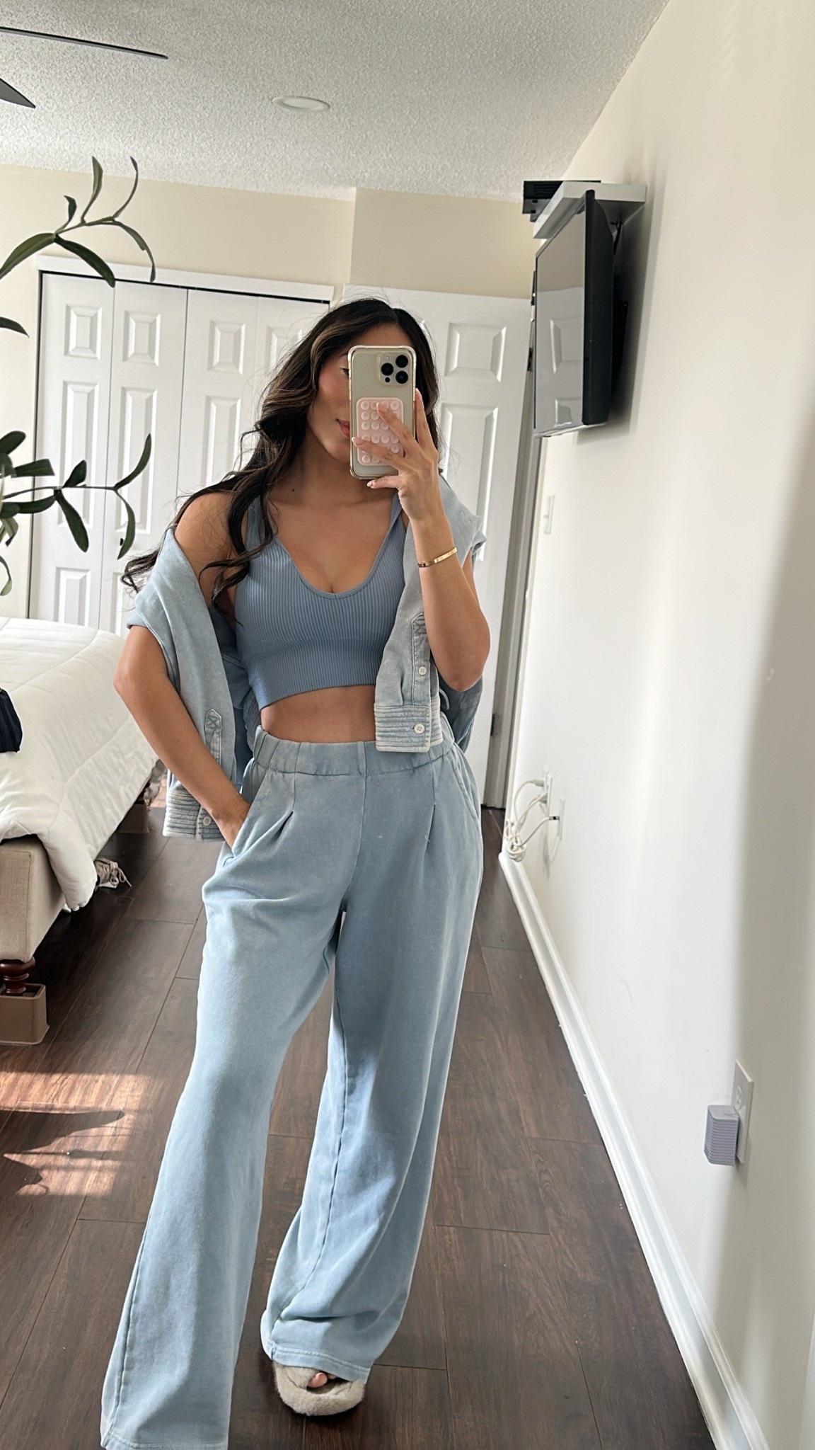 Comfy aerie set 

#LTKStyleTip #LTKSaleAlert #LTKSpringSale