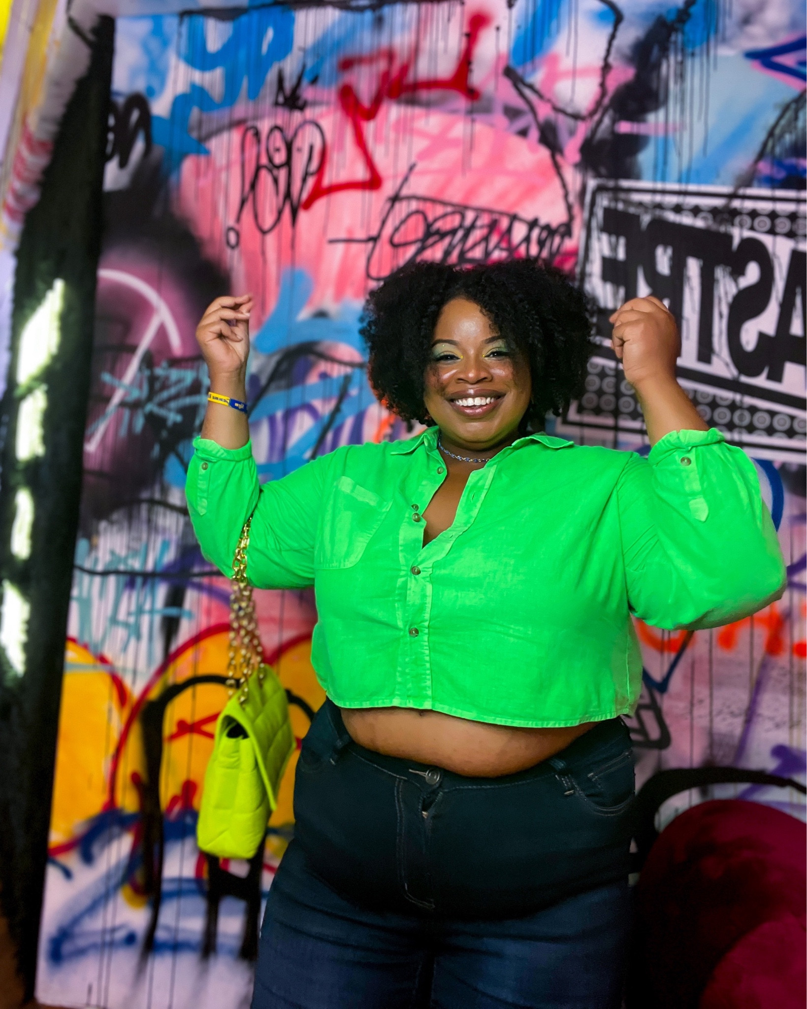 POV: You’re entering your winning season💚💃🏽✨ 

Location: @peach.museum *
Top: @target
Purse: @target
Jeans: @diaandco *

*𝘨𝘪𝘧𝘵𝘦𝘥 

#plussizefallfashion #plussizefashion #denimoveralls #targetstyle #fashioninspo #size18 #plussizeoutfitinspo #plussizeootd #curvyfashion #plussizeblogger #plussizeinfluencer #atlinfluencer
#fallfashion2023

Fall fashion | fall fashion inspo | fall fashion 2023 

#LTKplussize #LTKSeasonal #LTKstyletip