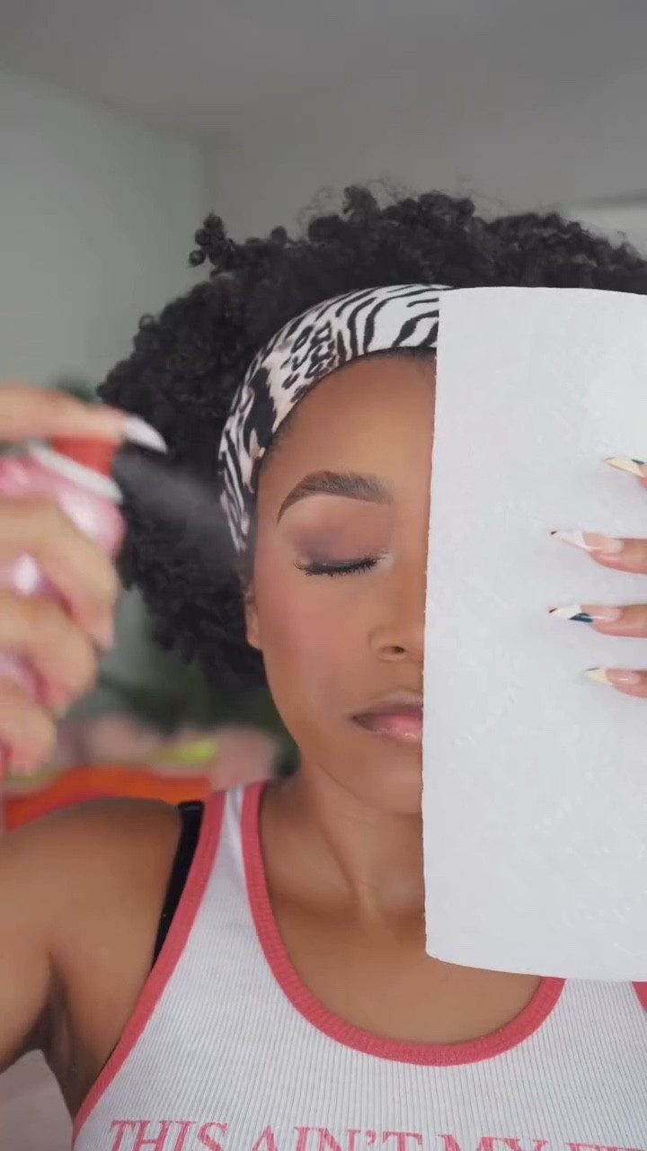 Comparing the holy grail @onesize On ‘Til Dawn Mattifying Setting Spray to the $20 cheaper @lorealparis Infallible Setting Spray 👀 I thought I knew which one would win… but I was genuinely shocked by the outcome 😳 Which one are you grabbing? Have you tried both? 🩷

comment “spray” for the direct link ✨