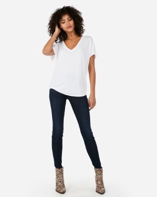 Express One Eleven V-neck London Tee | Express