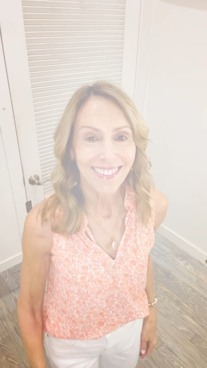 Spring Outfits from loft!
Loving these bright spring colors from loft. 


#LTKVideo #LTKstyletip