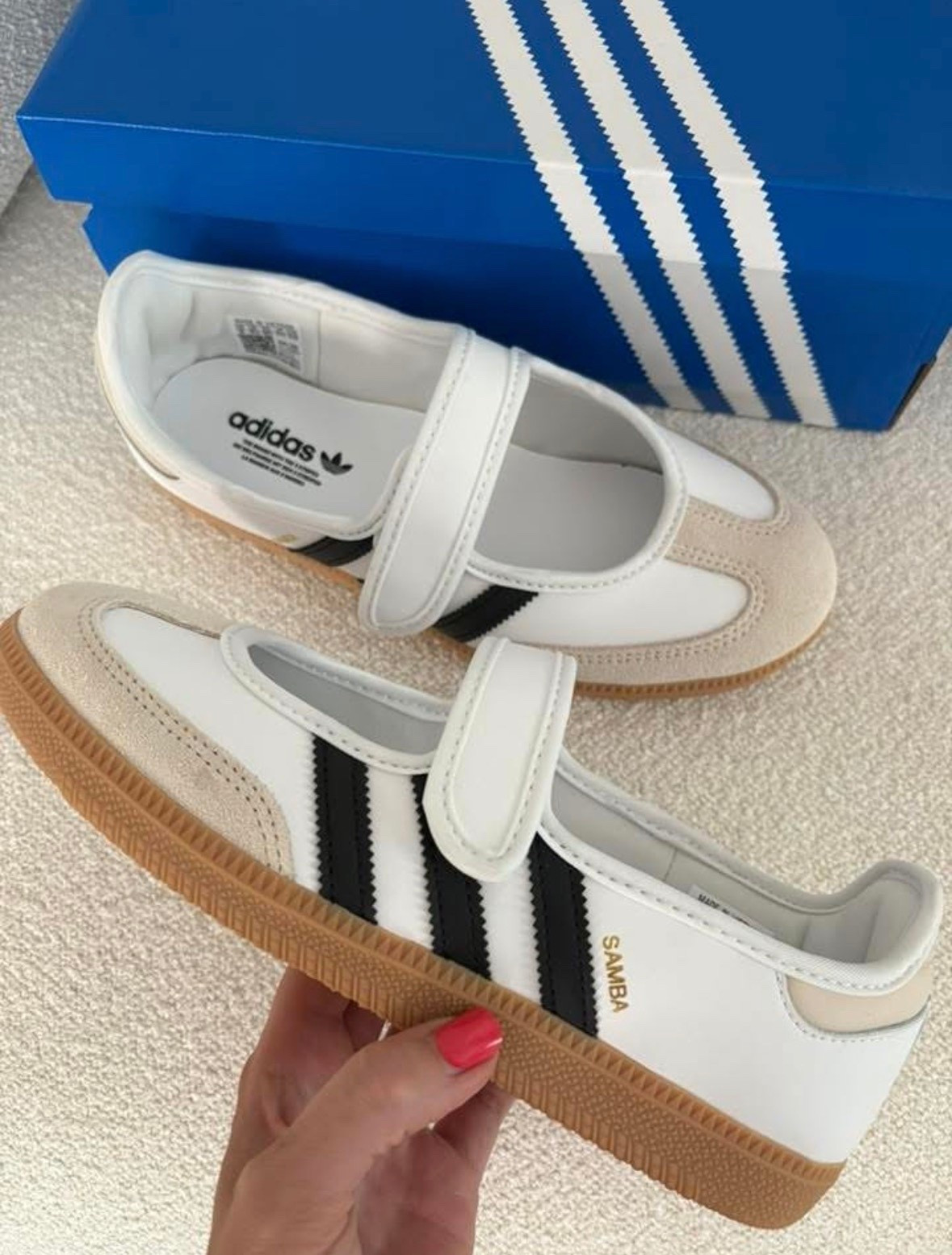 🔥 20% OFF when you sign up for emails & become a Flex Member!
Adidas Mary Jane’s 🫶🏼 SO comfortable!!! IN STOCK in Women’s & Kids sizes! Snag kids to save $ just size down 1. 


#LTKSaleAlert #LTKmomlife #LTKootd