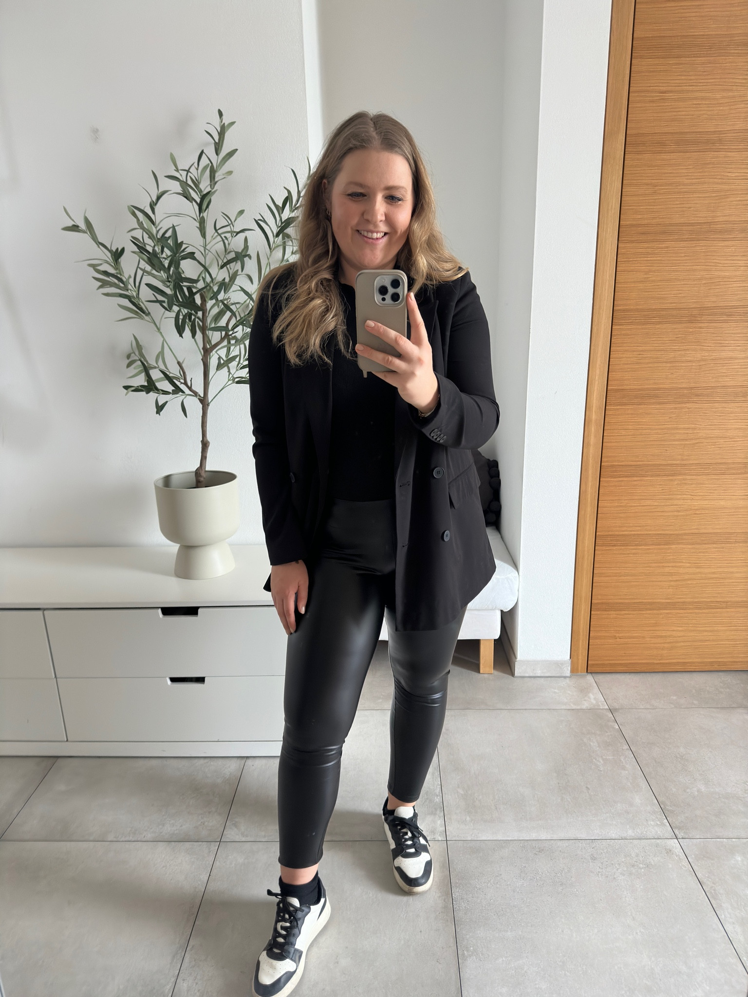 Lederlegging 

#LTKeurope #LTKSeasonal #LTKSpringSale