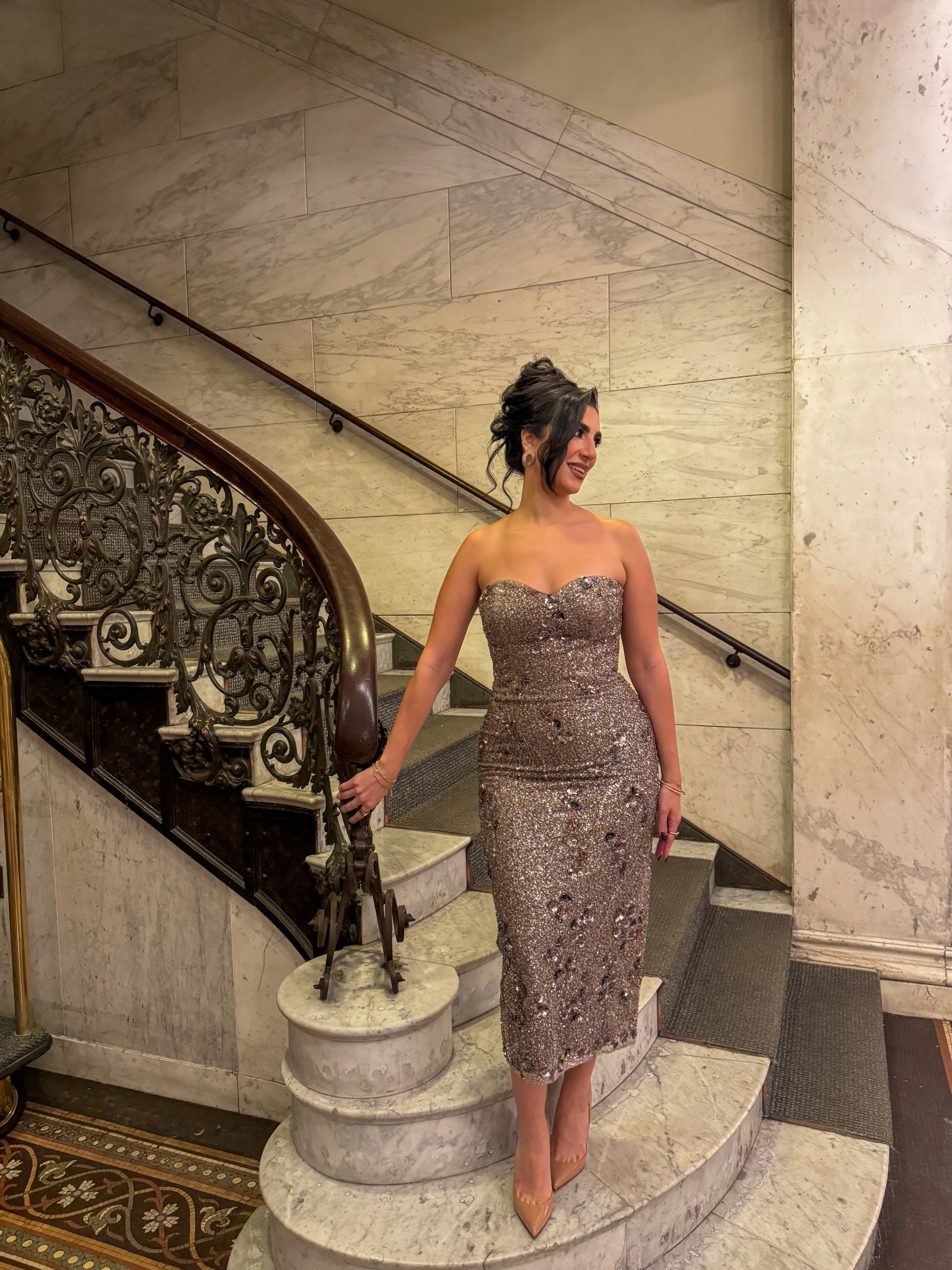 Shailene dress 
Dress the population
Sequin dress
Holiday dress
Midi dress
