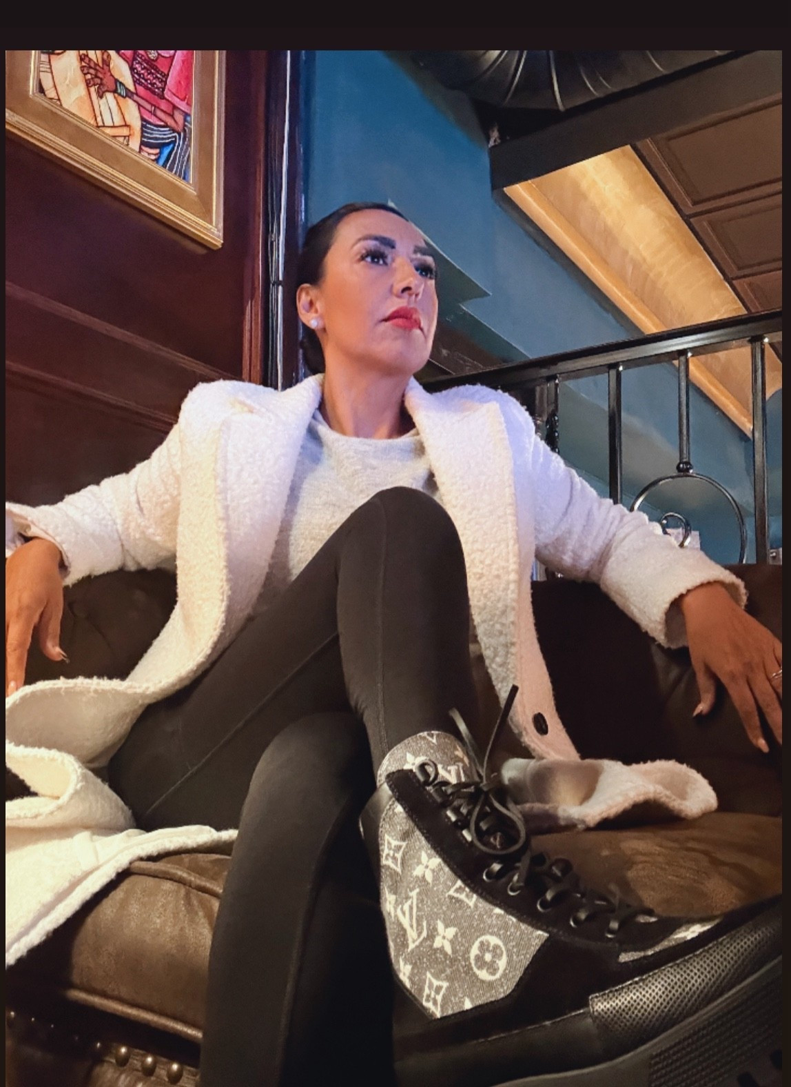 “Wrapped in a white trench, grounded in my black LV combats, and soaking in the warm glow of the cigar lounge.
There’s something about a slow moment, a bold space, and a fire outfit that just hits different 🤍🖤🔥
Elegance with a little edge — exactly the vibe tonight.”

#LTKGiftGuide #LTKSeasonal #LTKdayinmylife