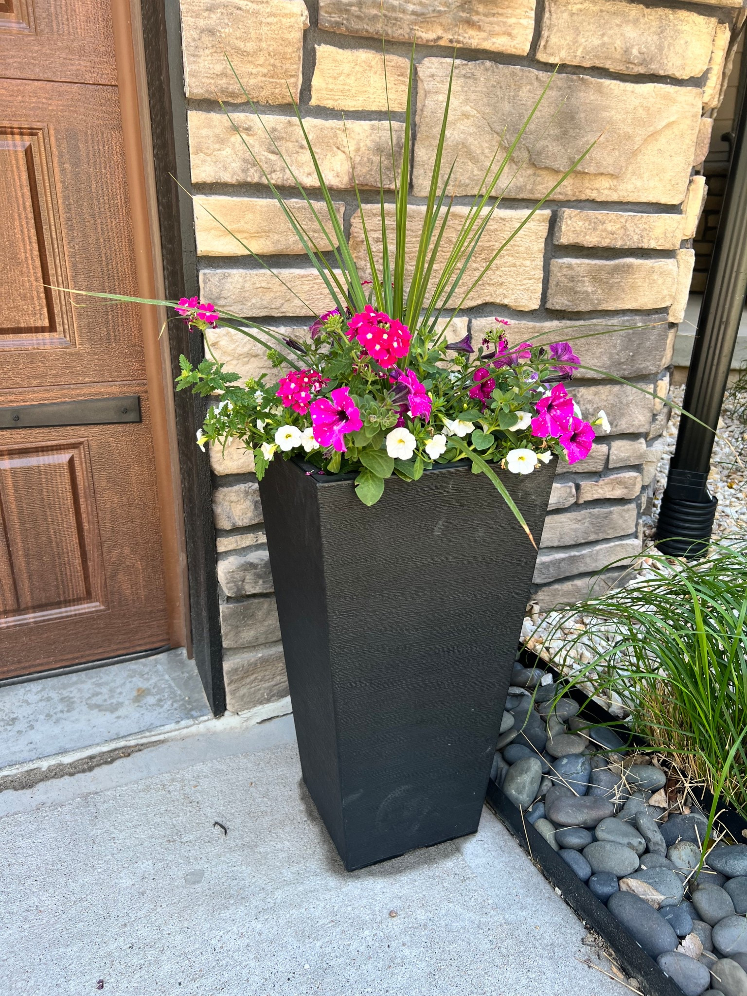 Outdoor plant stands. 

#plant #stand #outdoorr