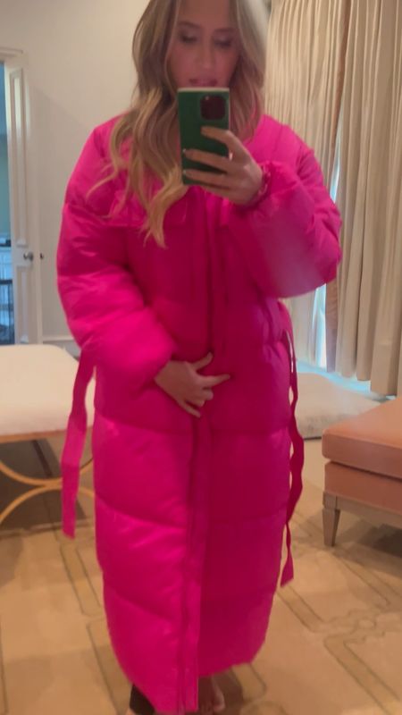I have a thing for coats, specifically puffer coats (its started becoming a problem lol) and this hot pink one is fantastic! Such an incredible color, and fit. I cannot wait to wear it all winter long. 

#puffercoat #jacket #pink #pinkpuffer #pinkjacket #winteressentials #wintermusthave #wintercoat #coldweatheressentials #goodamerican 

#LTKHoliday #LTKstyletip #LTKSeasonal
