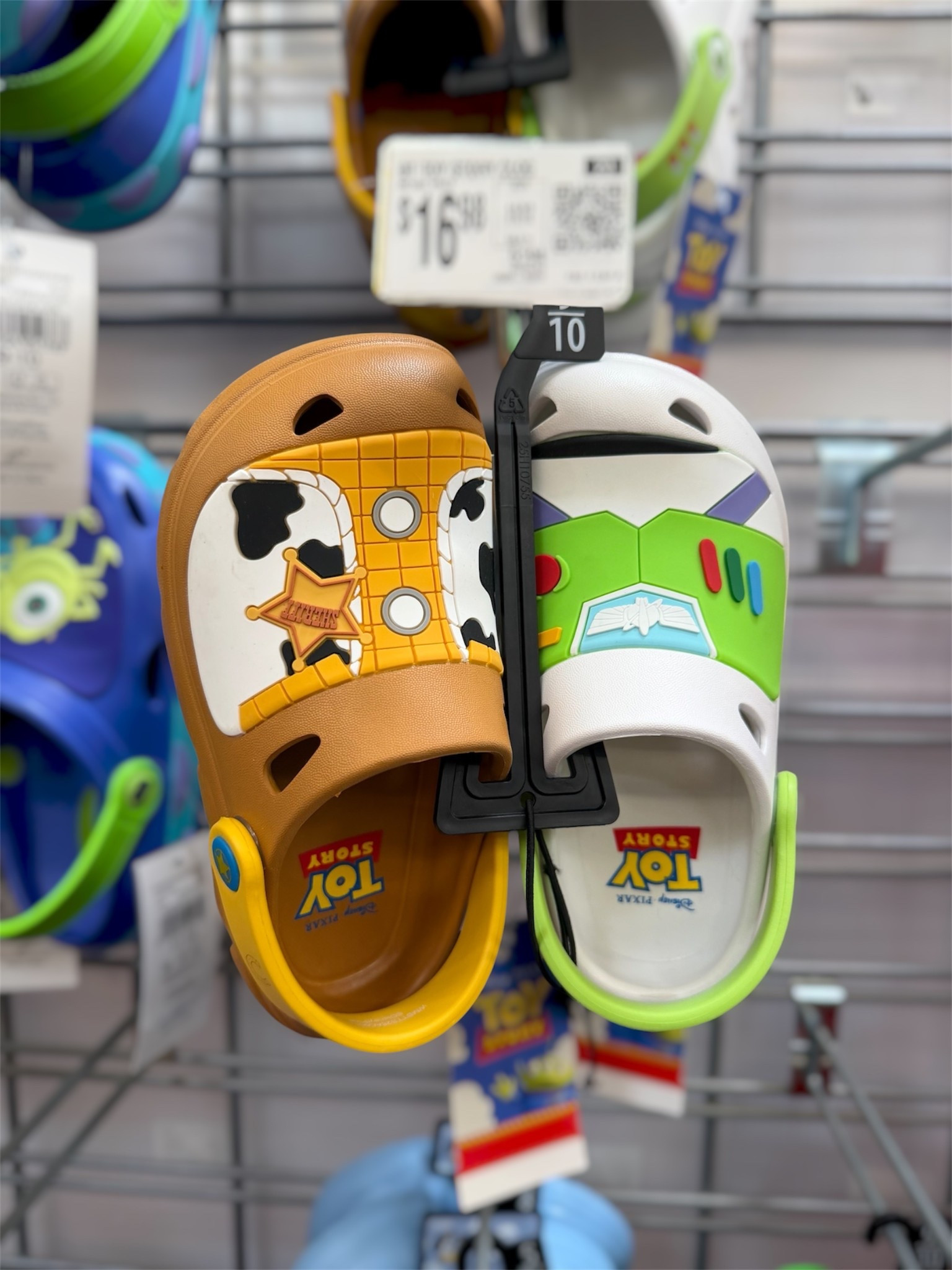 Okay Walmart I see you with the most ADORABLE Toy Story crocs!😍 but seriously do they make these in adult sizes?😏
#ToyStory #Crocs #DisneyCrocs #KidsCrocs #Buzz #Woody #ToyStoryCrocs #SummerShoes #KidsSummerShoes

#LTKmomlife #LTKKids
