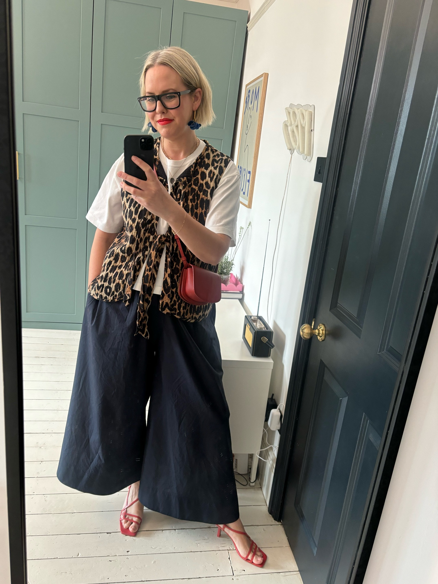 【fig London】Christopher culottes Fig London Christopher Culottes in Kinari (a light beige color)