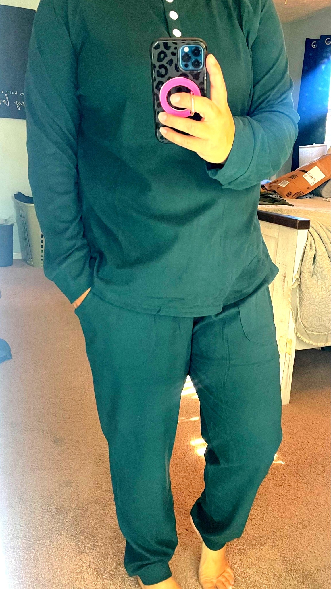 A winter set! Fleece material that is oh so soft! Perfect for cool days when you don’t want to wear a blanket.
#winterfashion #christmasgift

#LTKFindsUnder50 #LTKMidsize #LTKSeasonal