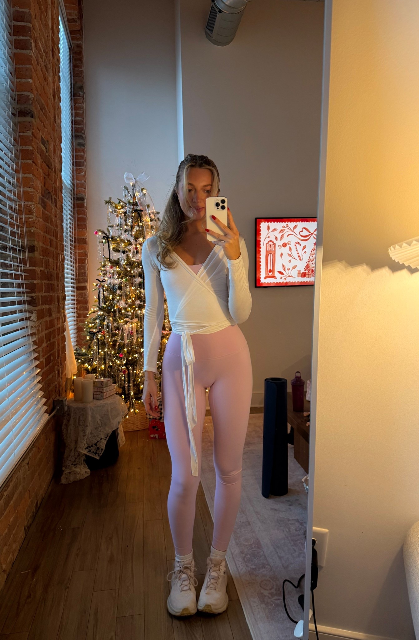 love this cutie workout set! #pink #workoutset #pilates

#LTKActive #LTKselfcare #LTKootd