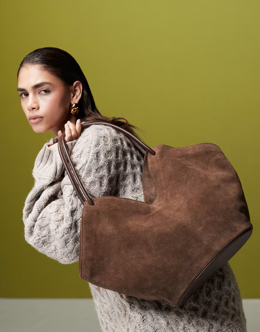 ASOS DESIGN suede tubular knot handle tote bag in chocolate-Brown | ASOS (Global)