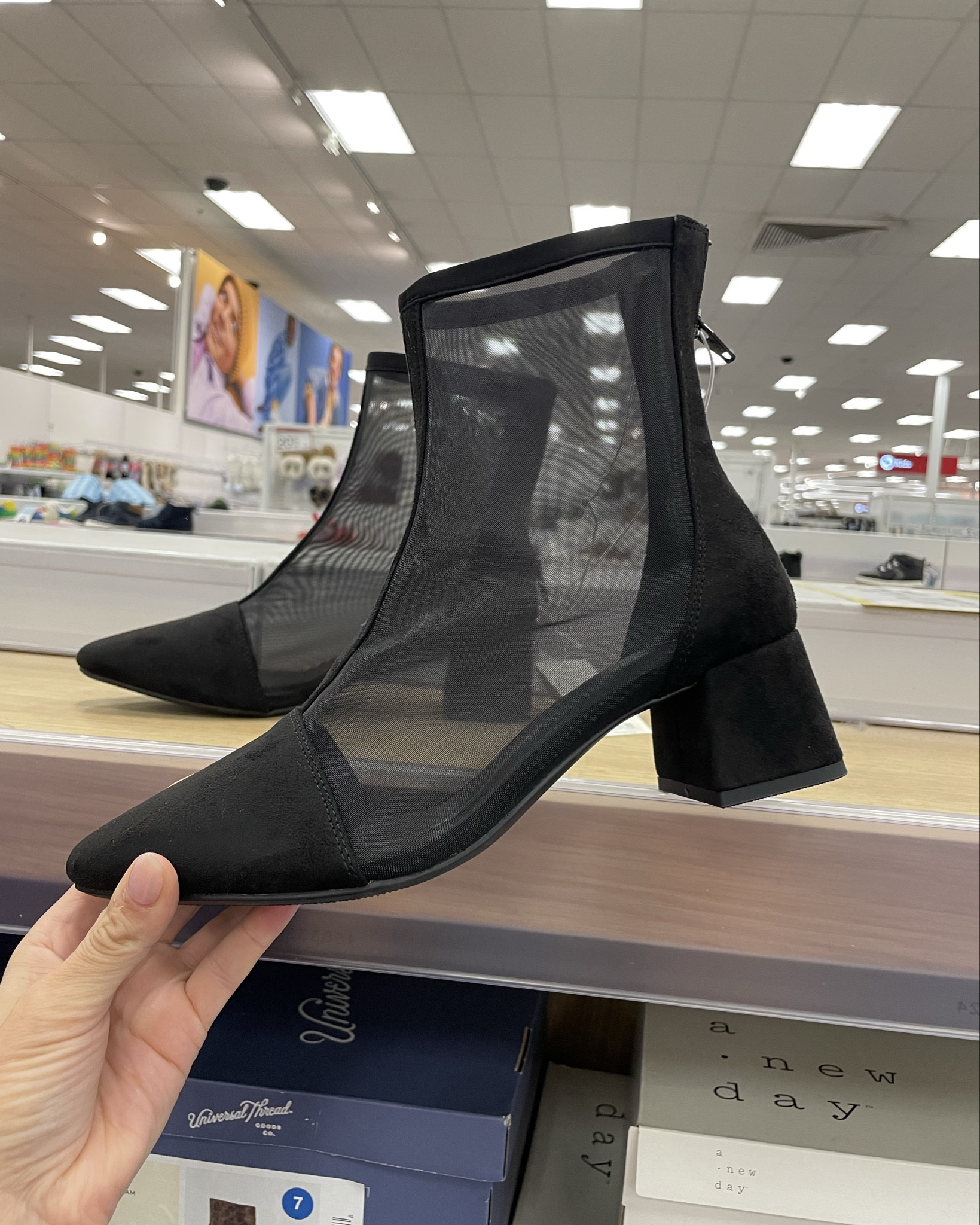 40% off shoes! Today only 

#LTKSeasonal #LTKSaleAlert #LTKShoeCrush