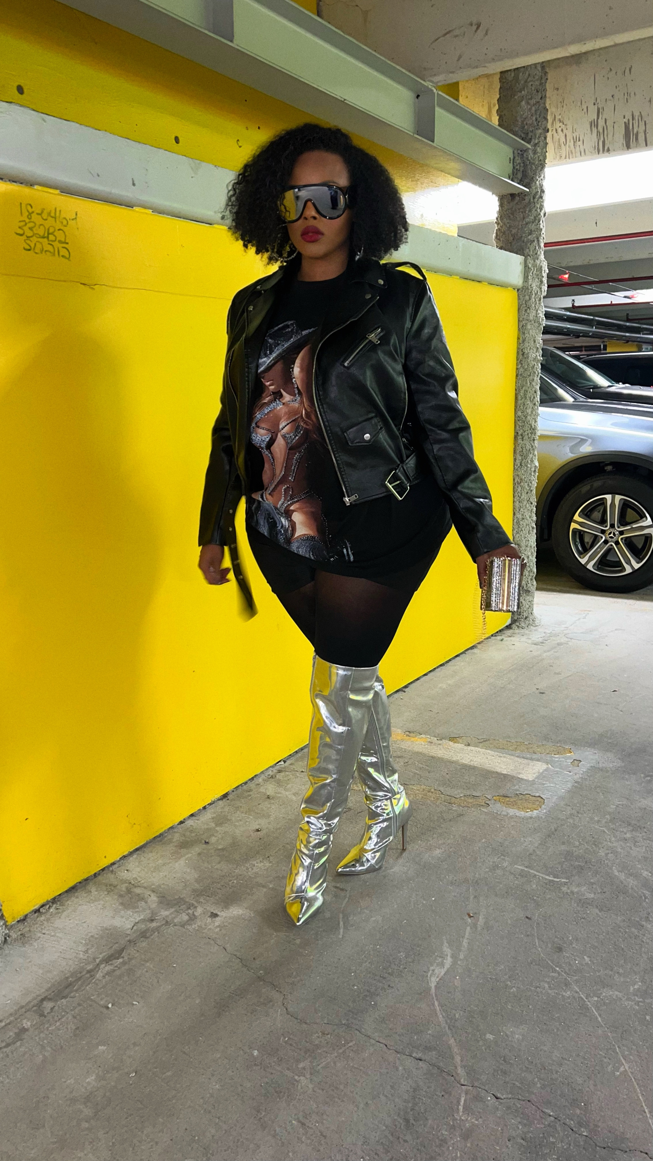 BeyHive outfit 🤍✨🖤 #ootd 

#LTKPlusSize #LTKGiftGuide #LTKStyleTip